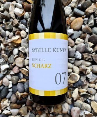 Sybille Kuntz Riesling 'Scharz' Auslese 2007