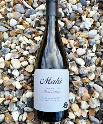 Mahi Chardonnay 'Twin Valleys' 2022 Mahi Chardonnay 'Twin Valleys' 2022