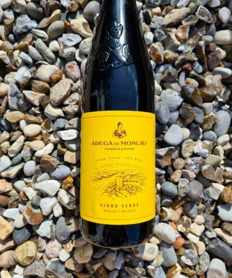Adega de Moncao Vinho Verde Tinto 2024 Adega de Moncao Vinho Verde Tinto 2024