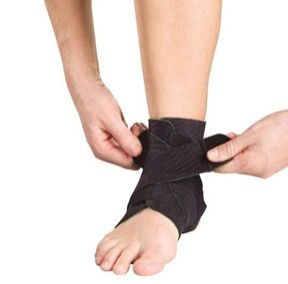 Mueller Green Adjustable Ankle Support Brace