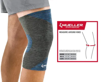 Mueller 4-Way Stretch Premium Knit Knee Support SM/MD