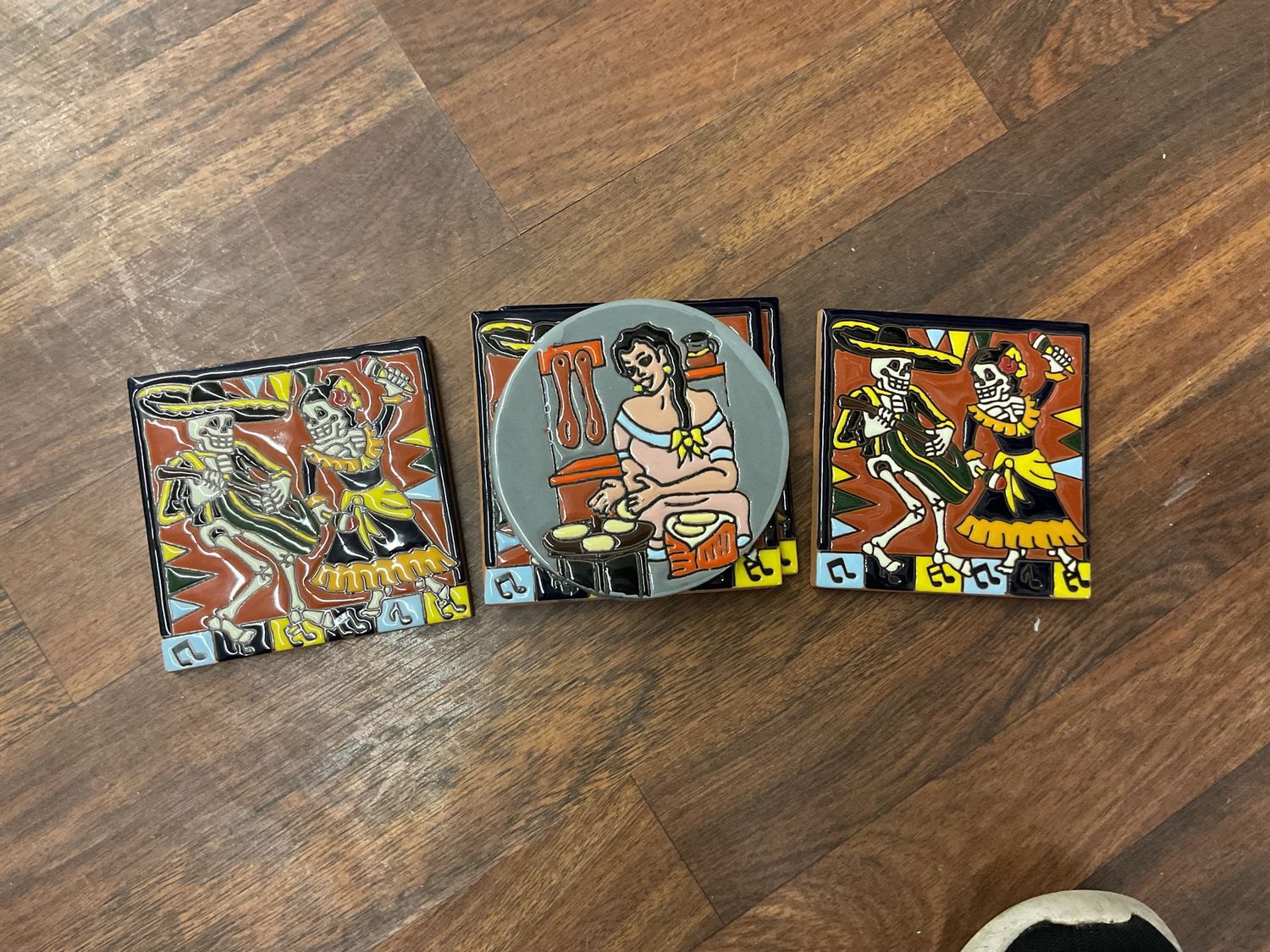 Tv coaster