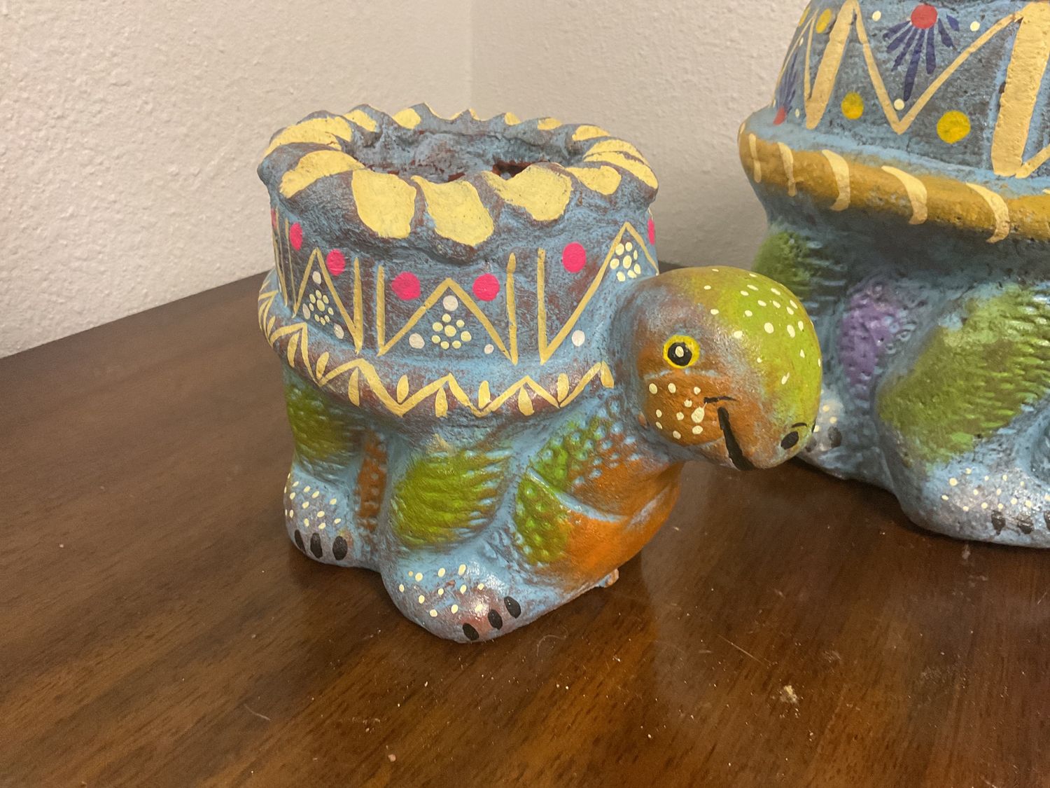 SMALL TURTLE