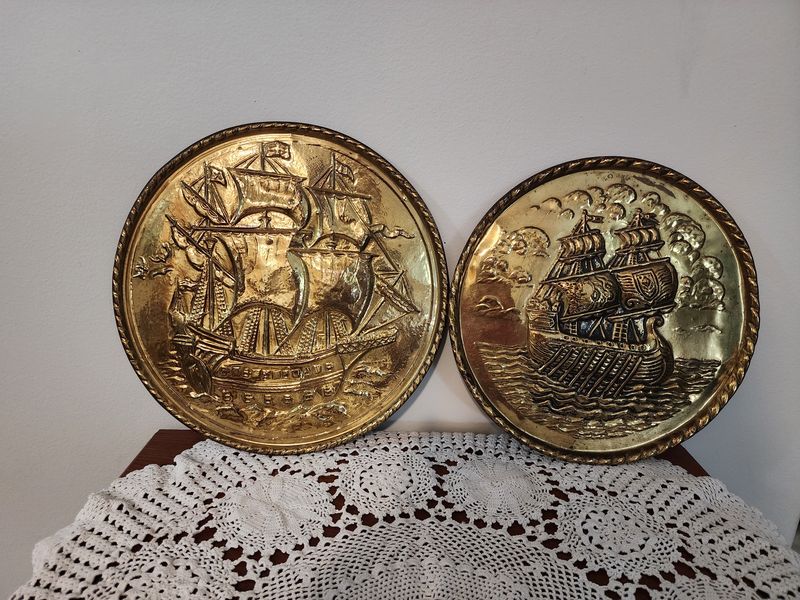 Gold Ship Decor wall plates