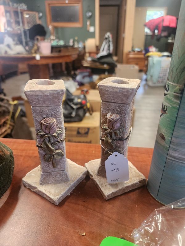 2 candle sticks stone
