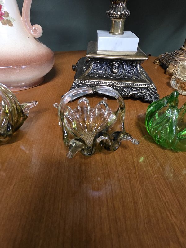 Smoky glass basket