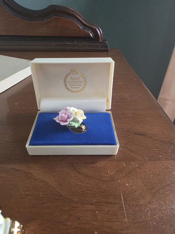 Royal Adderley Brooch