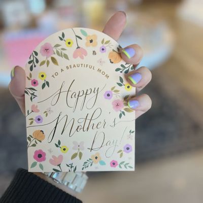 Beautiful Mom Greeting Card