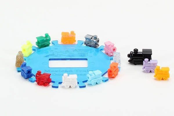 Mexican Train Domino Hub w/ Accessories