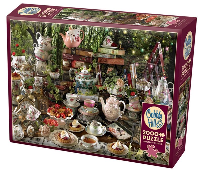 2000 pcs - Mad Hatter&#39;s Tea Party