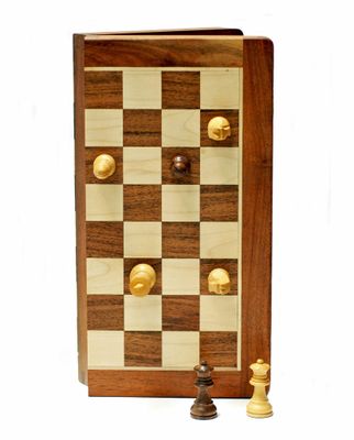 Chess Set 7&quot; - Folding Magnetic Wood Board