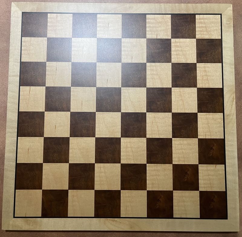 Chessboard 16&quot; - Camphor
