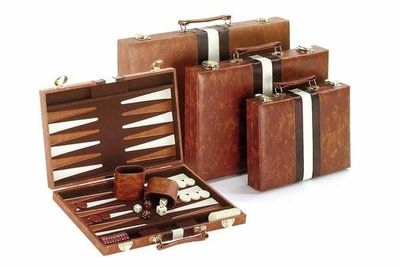 Backgammon Set 11&quot; Brown &amp; White Vinyl