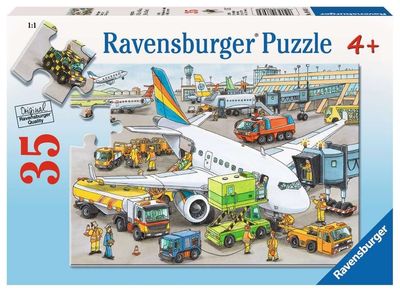 35 pcs - Busy Airport