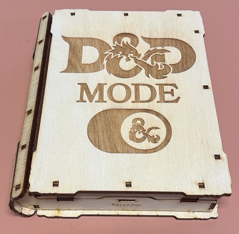 Wooden 7-piece Tome of Dice (Various Colours) -