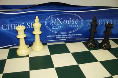 Weighted Chess Set - Blue Bag, Featuring: Without Extra Queens