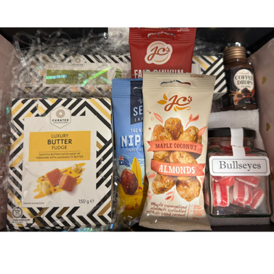 Maxi ​Snack Indulgent Gift Set