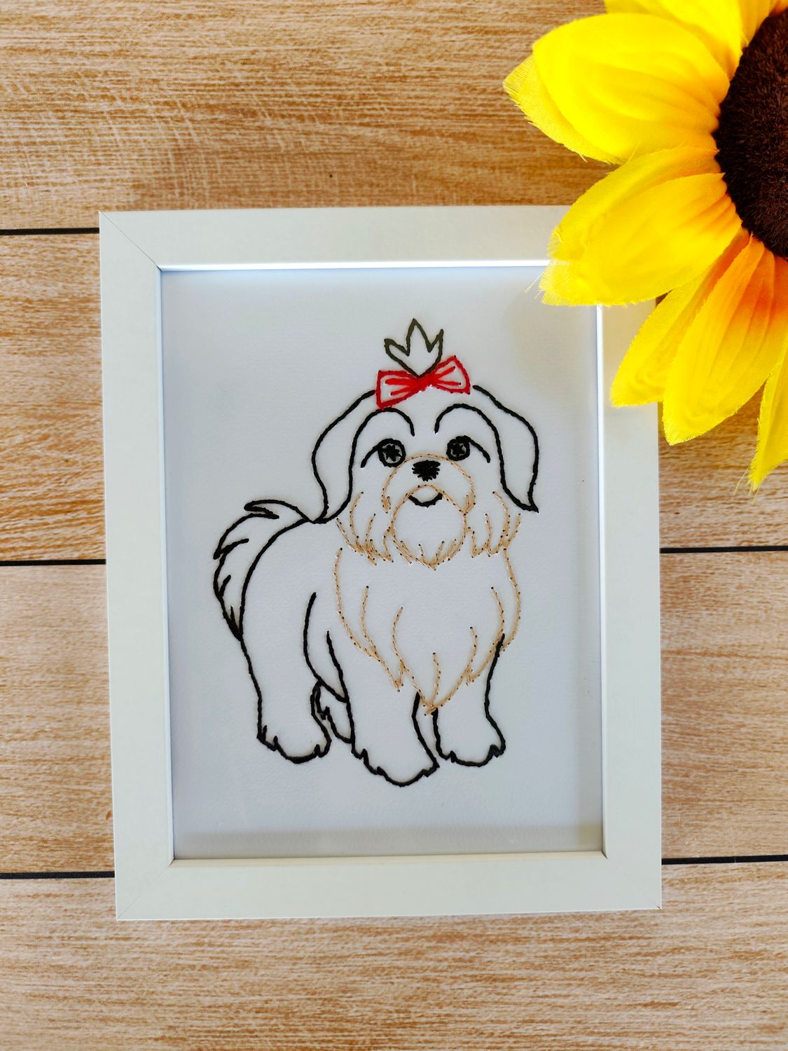 Ročno zašita slika kužka Shihtzu 20.5 x 15.5cm
