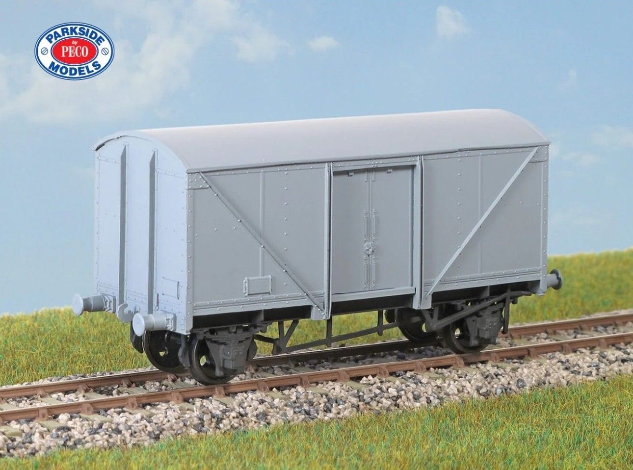 PC53 BR 12ton Insulated Fish Van