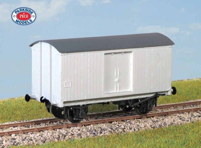 PC57 LNER/BR 10ton Fish Van