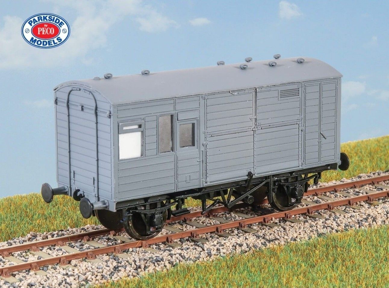PC83 LNER Horse Box Wagon