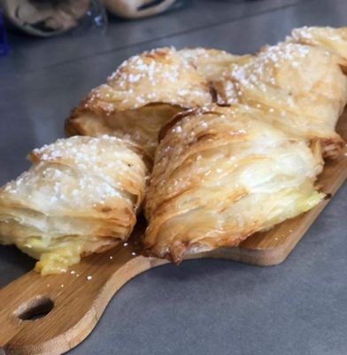 Apple &amp; Cinnamon Pastizzi - The Original Pastizzi Co