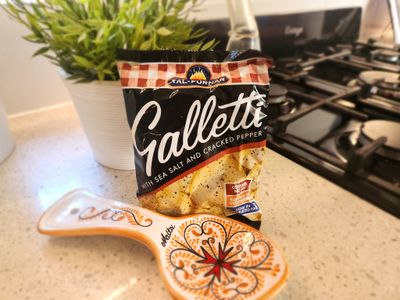 Galletti with Sea Salt and Cracked Pepper