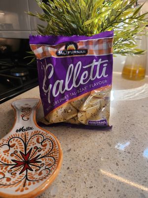 Galletti with Gbejniet Tal-Bzar Flavour (Maltese Peppered Cheese)