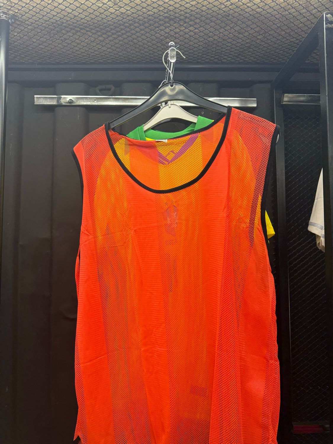 სპორტული მაისური ( ნაკიტკა )