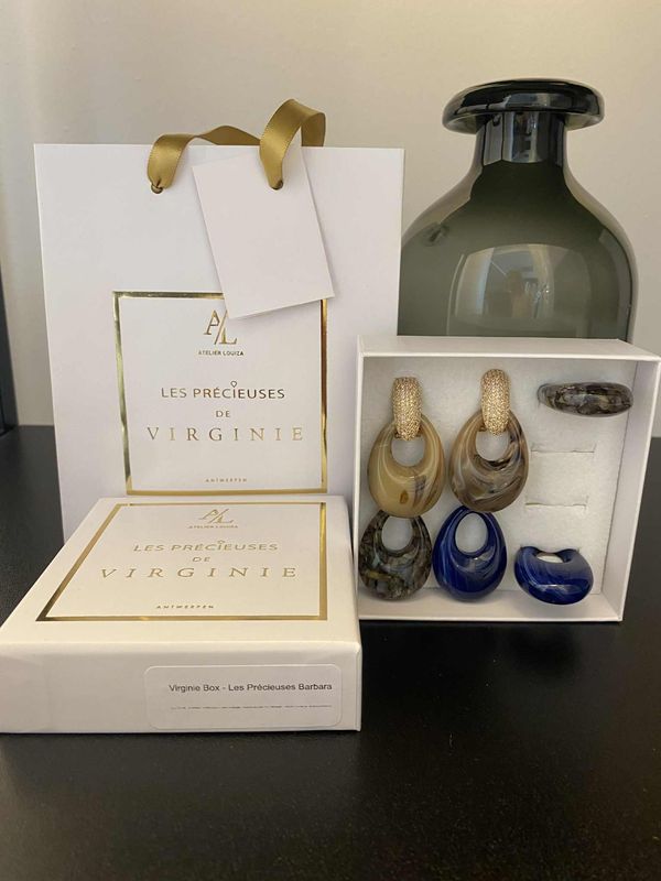 Virginie Box - Les précieuses Barbara