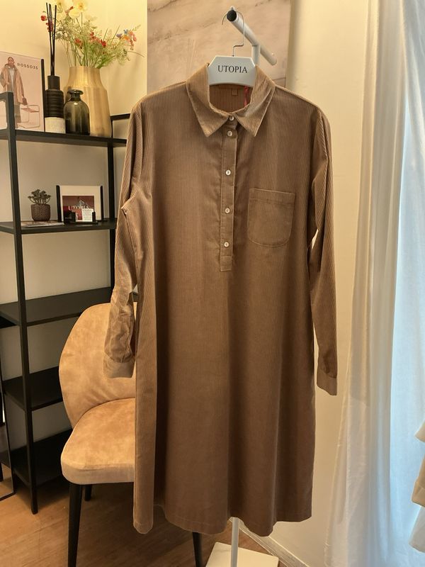 Kleed La Camicia - model 20184 -  Ribfluweel