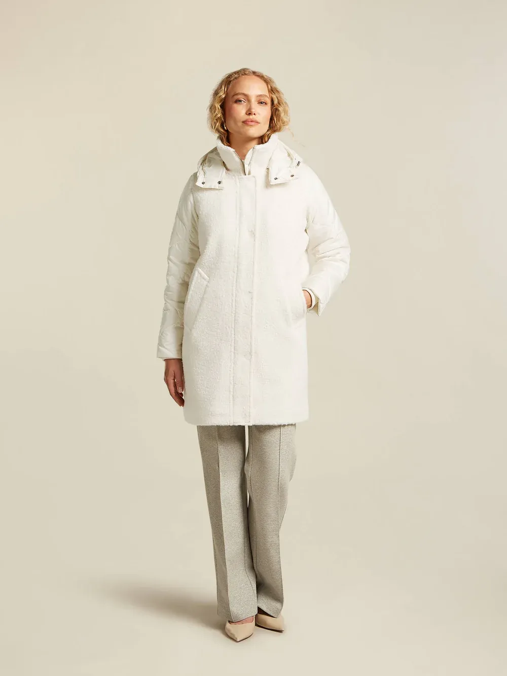 Jas Beaumont - model Jolia - Ecru