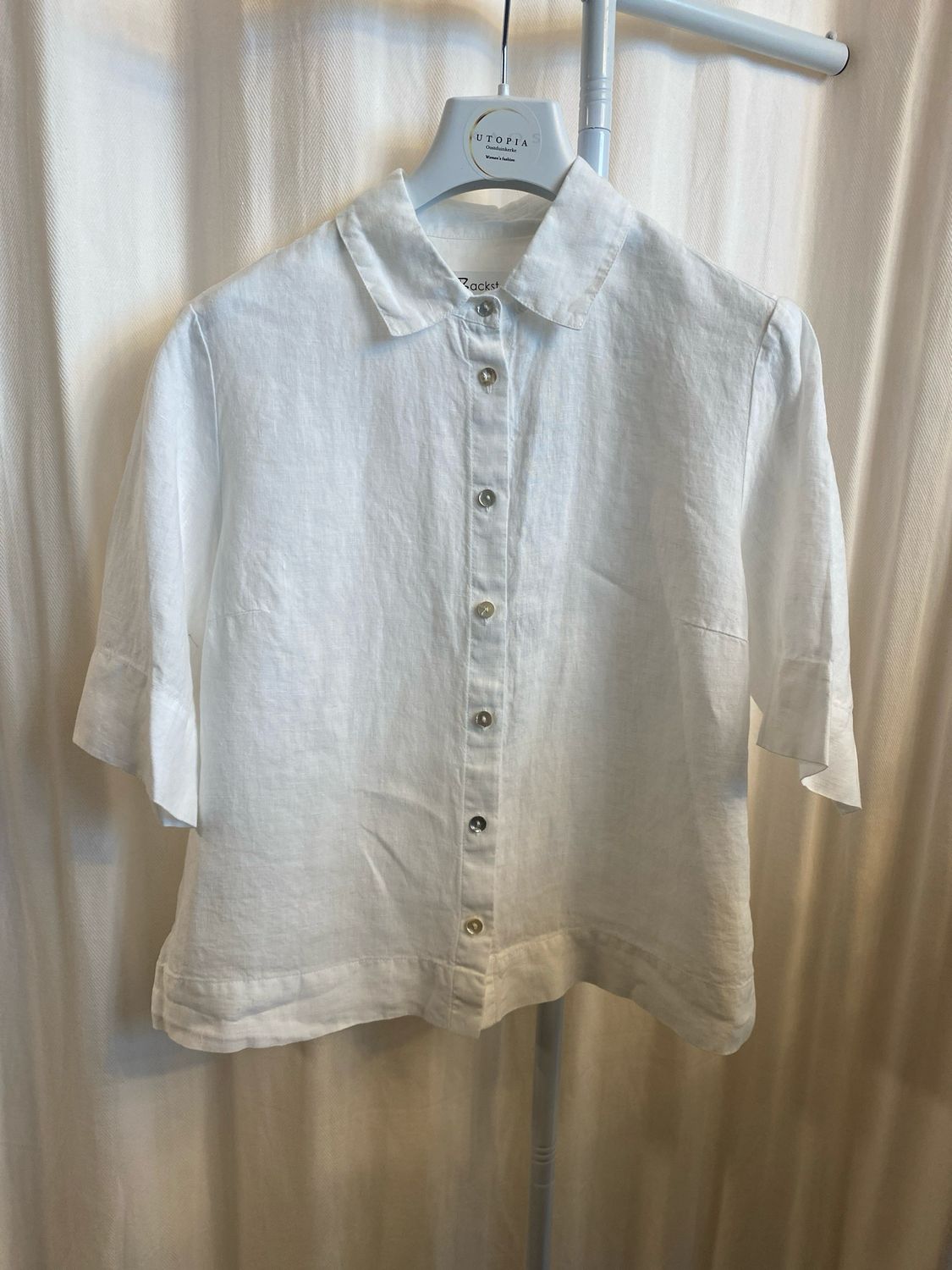 Bloes Bivo wit Backstage-Textil