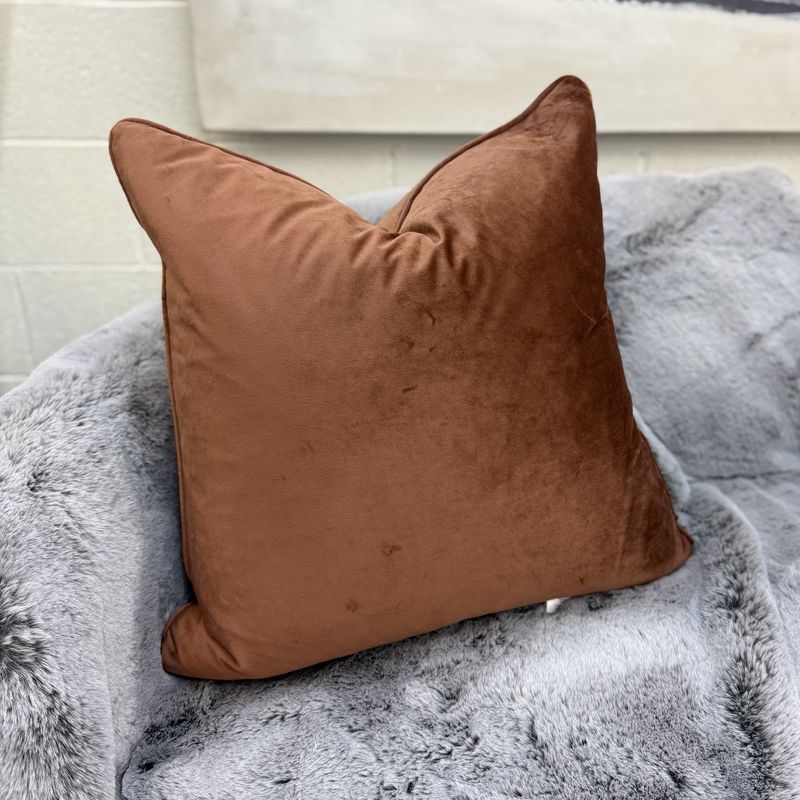 Velvet 23&quot; Throw Pillow