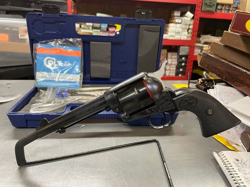 Colt Cowboy Single Action Army, 45 Colt, 5 1/2 inch , blued and case colored LNIB. Mfd 2000 Excellent! Colt Cowboy Single Action Army, 45 Colt, 5 1/2 inch , blued and case colored LNIB. Mfd 2000 Excellent!