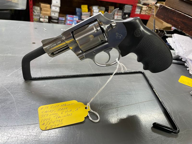 Colt Magnum Carry, 357, Model SD 2020, Stainless, 2 inch, 6 shot, 1999 Colt Magnum Carry, 357, Model SD 2020, Stainless, 2 inch, 6 shot, 1999