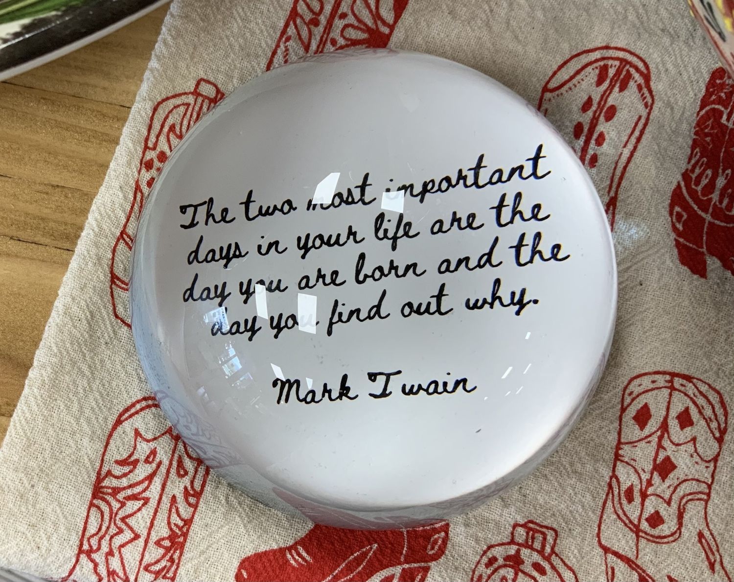 MARK TWAIN QUOTE composite paperweight