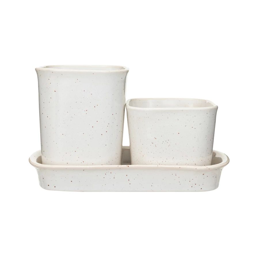 STONEWARE PLATERS CONTAINERS