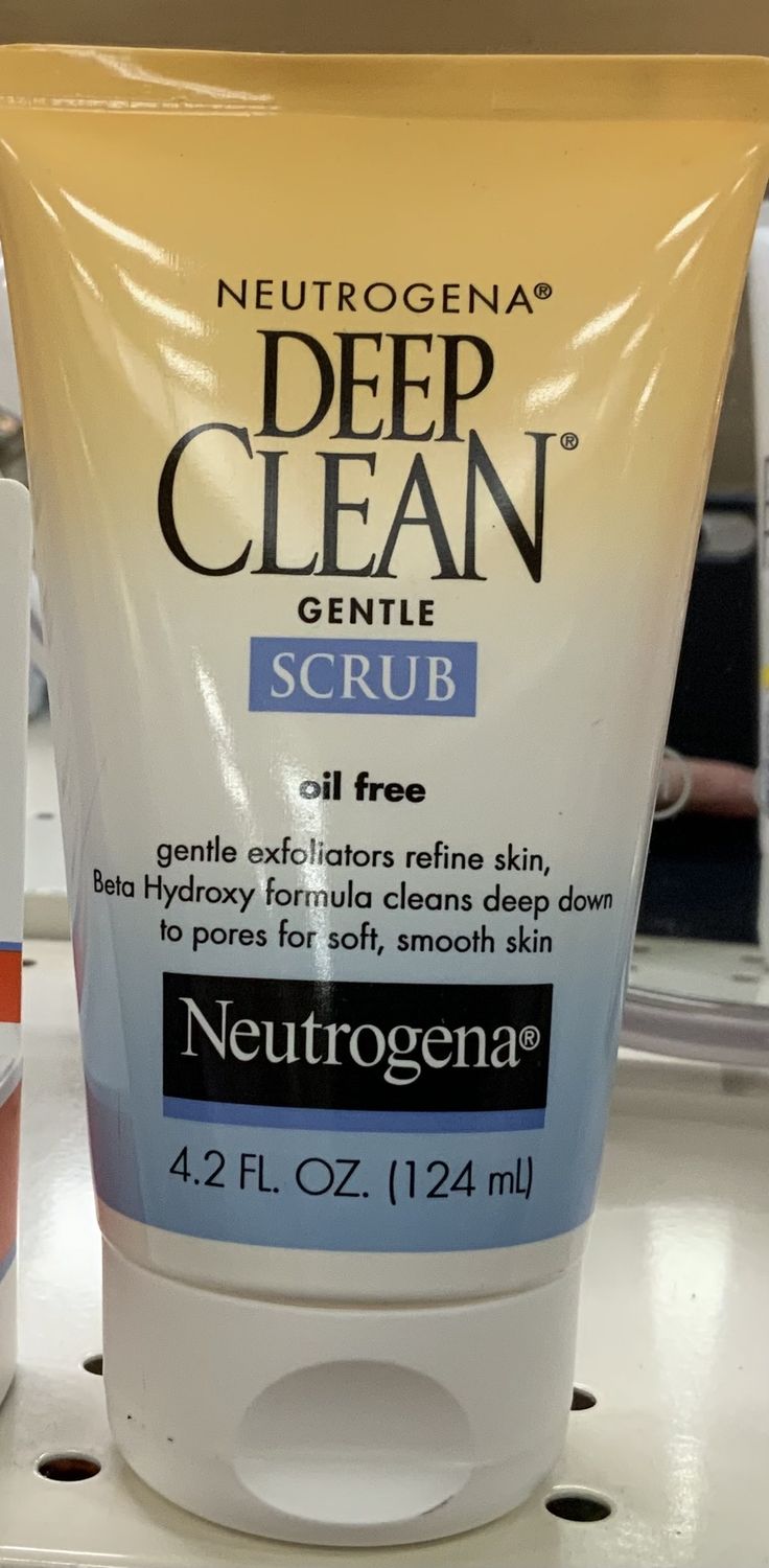 Neutrogena Deep Clean Gentle Facial Scrub 4.2 Oz