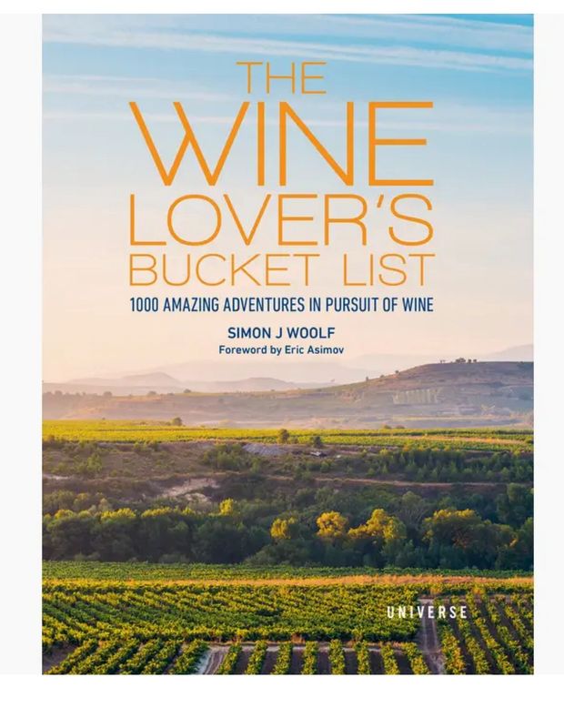 THE WINE LOVERS BUCKET LIST BOOK