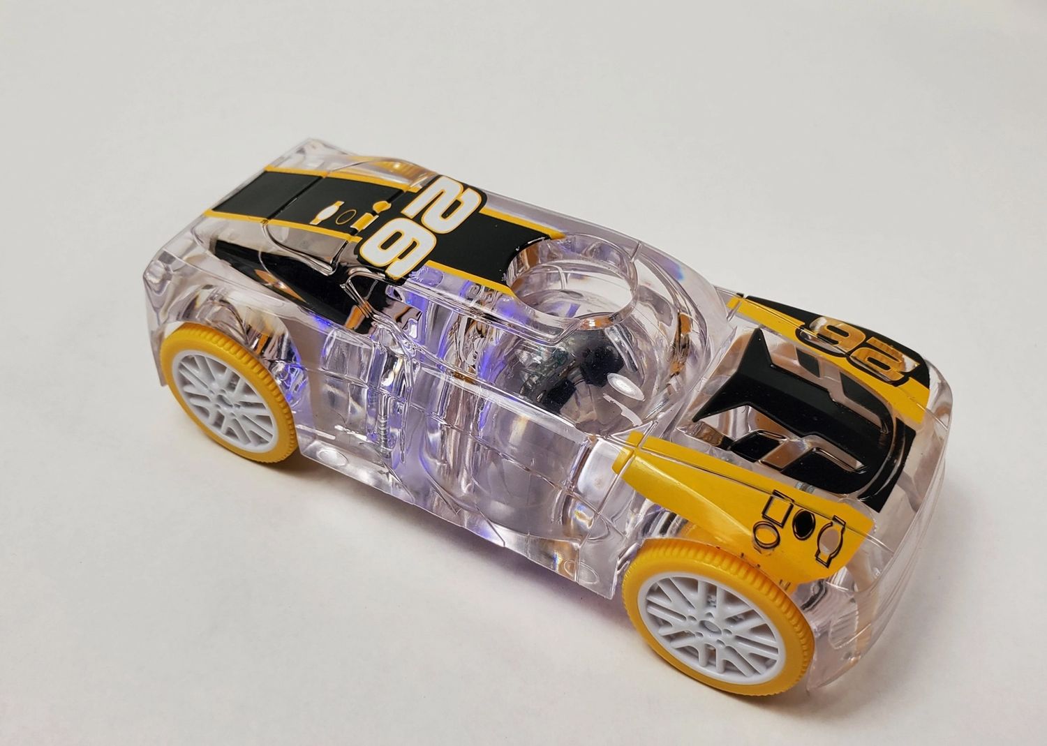 Light Up, Flashing Pull-Back Marble Racers - Racing Series , Yelllow