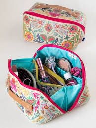 Travel Cosmetic Organizer - Cream