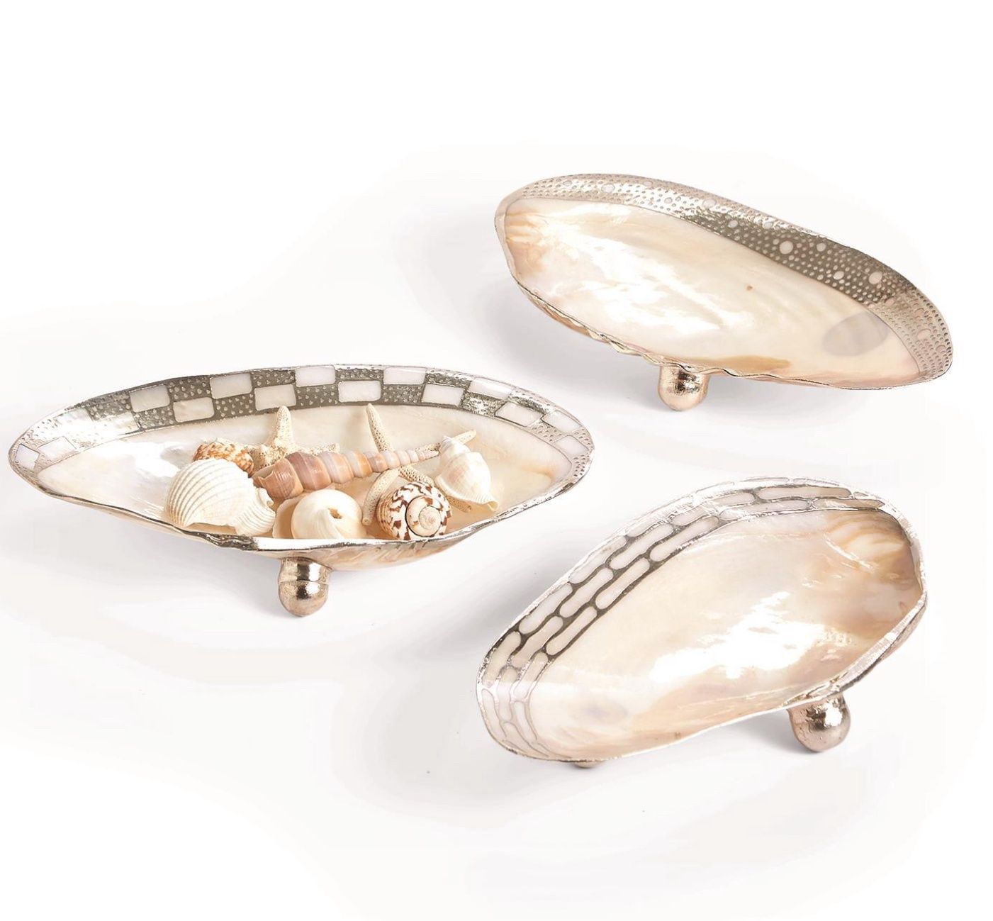 Cabebe Shell Footed Dish