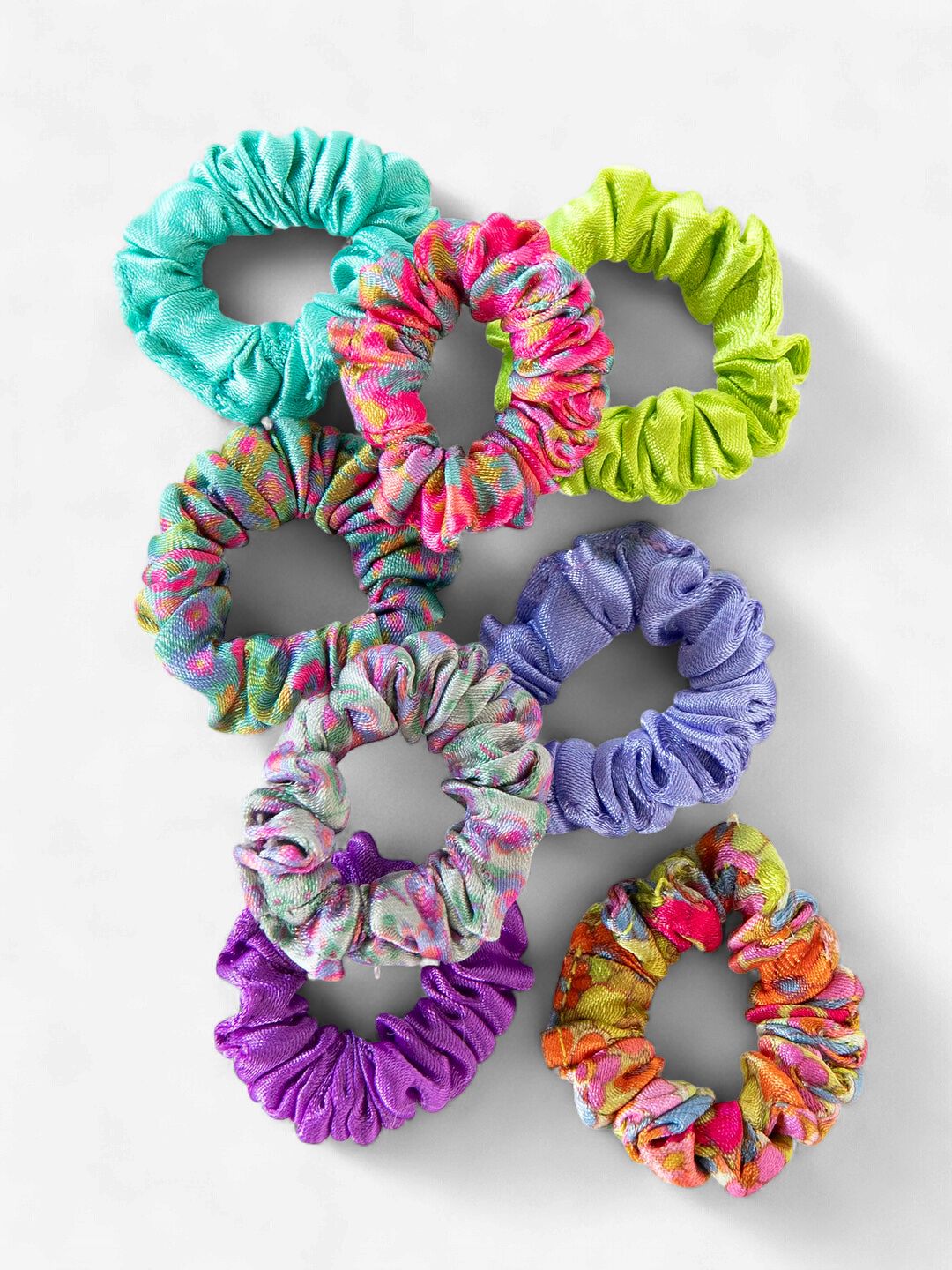 Natural Life Scrunchie Single