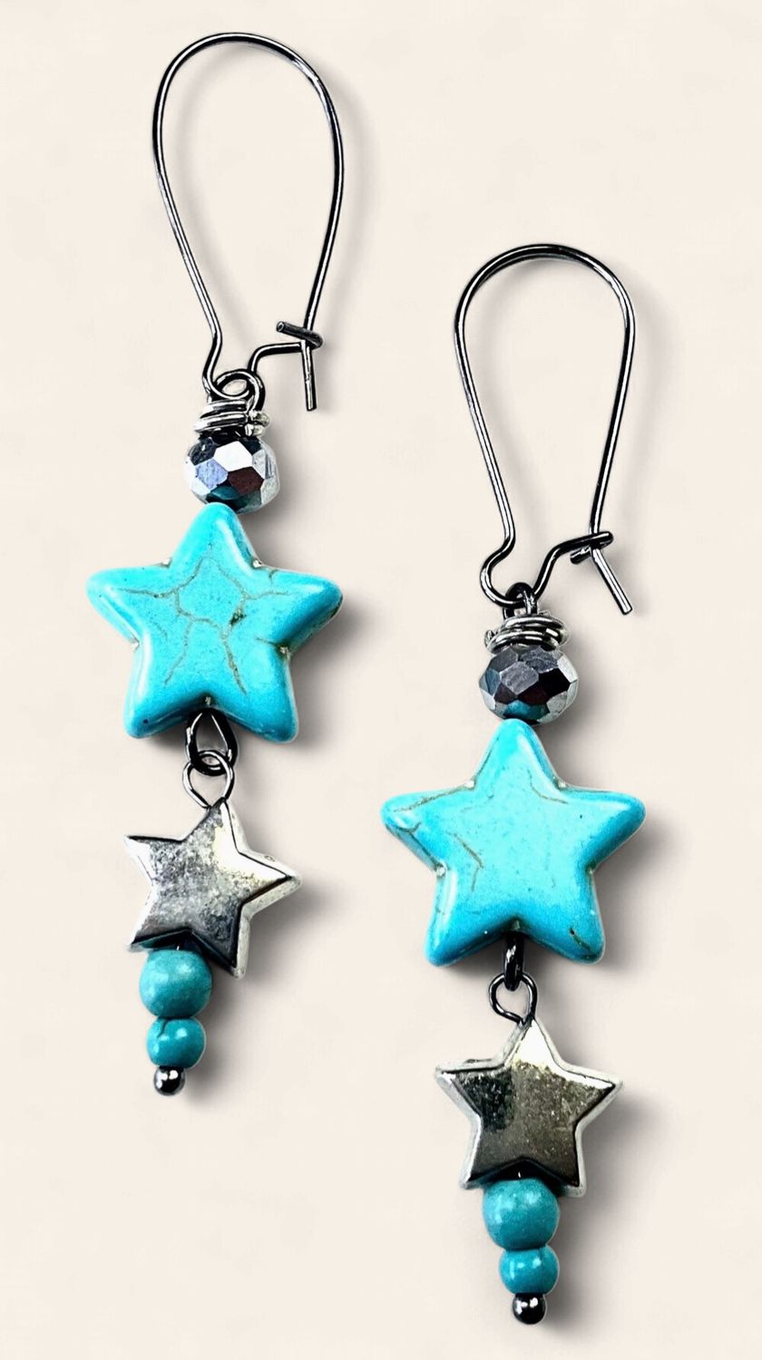Graduating Star Dangles Earrings