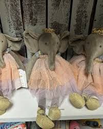 Poppy The Elephant - Ballerina Bestie