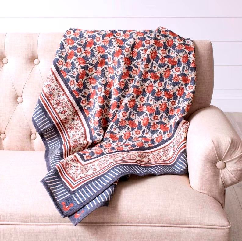 Americana Floral Tablecloth