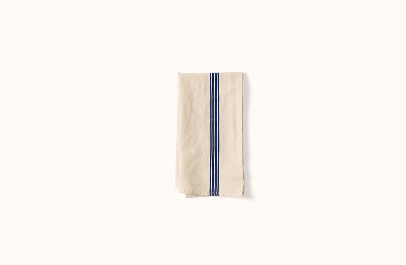 CHARVET WHITE AND BLUE PIANO STRIPE LINEN KITCHEN TOWEL