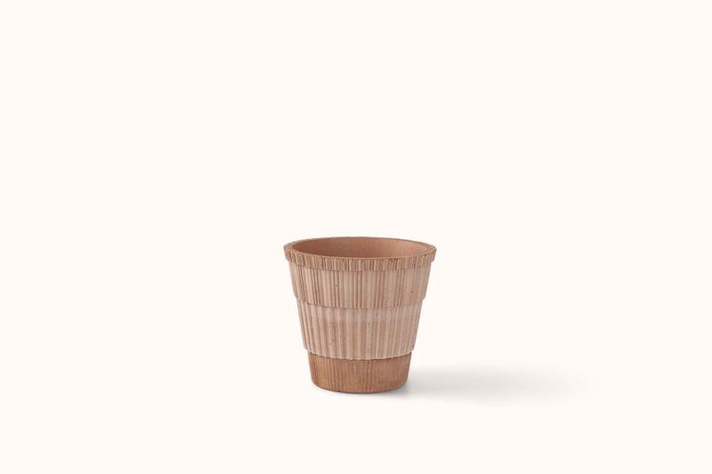 BERGS POTTER ROSA TERRACOTTA ATLAS POT &amp; SAUCER
