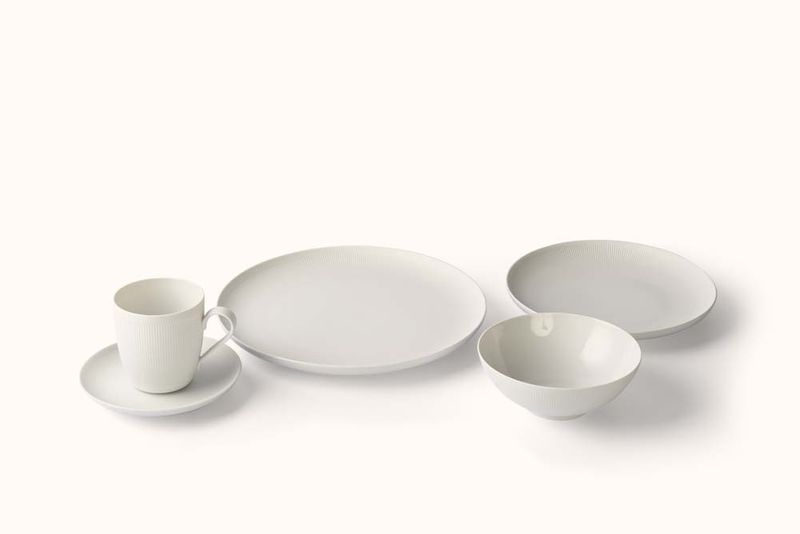 FURSTENBURG WHITE MATTE/GLAZED PORCELAIN STELLA DINNERWARE